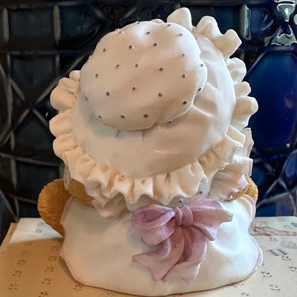 Cherished Teddies Violet Blessings Bloom When You Are Near 1995 Figurine w/Box - Picture 4 of 7